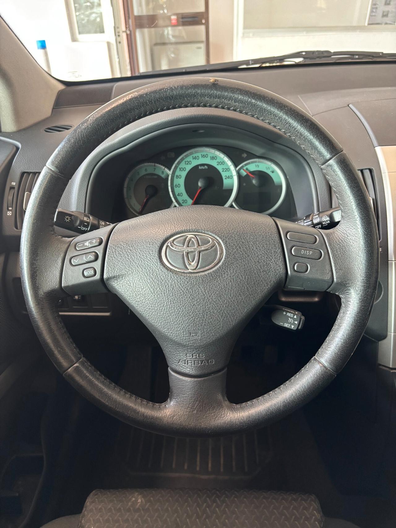 Toyota Corolla Verso 1.8 vvt-i Sol 7p POSTI