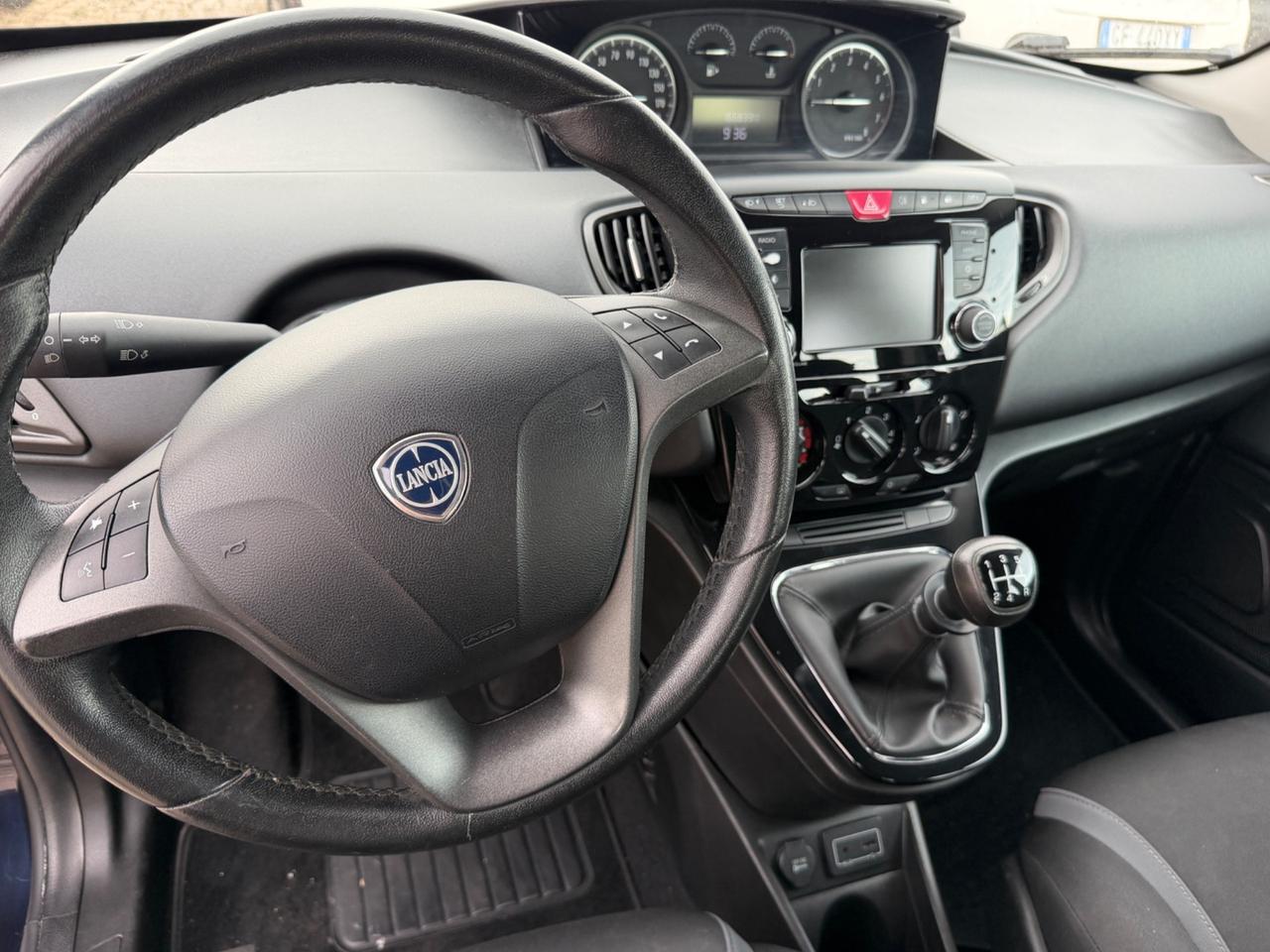 Lancia Ypsilon 1.2 69 CV 5 porte GPL Ecochic Gold