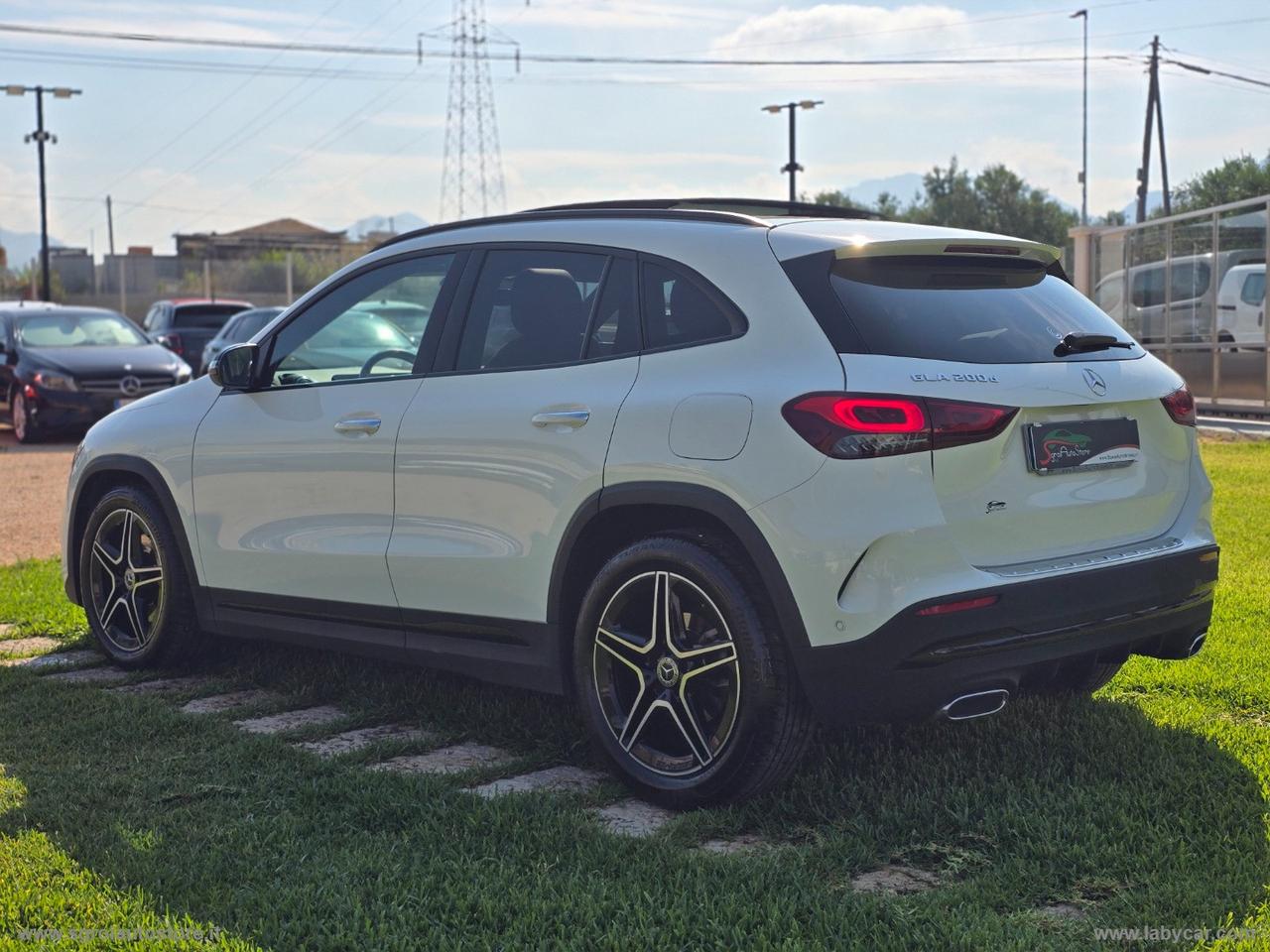 MERCEDES-BENZ GLA 200 d Automatic Premium TETTUCCIO