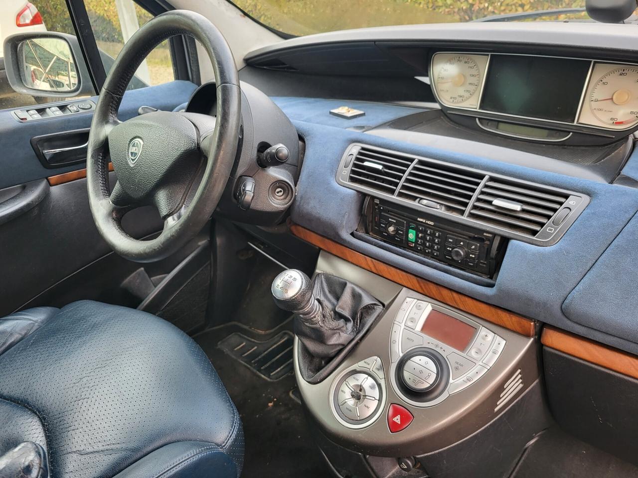 Lancia Phedra 2.0 MJT 136 CV Oro Plus