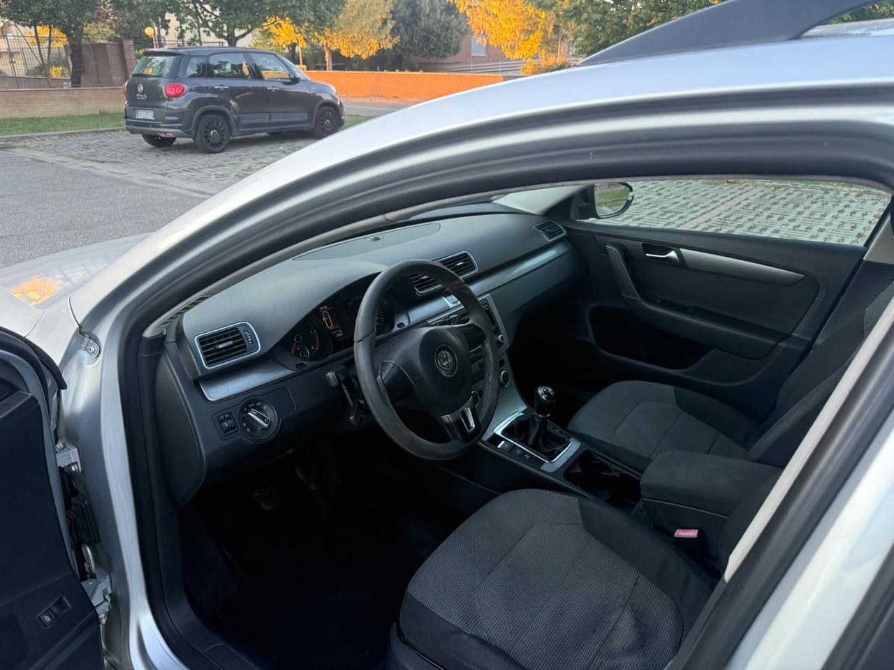 Volkswagen Passat 1.6 TDI Comfortline BlueM. Tech.