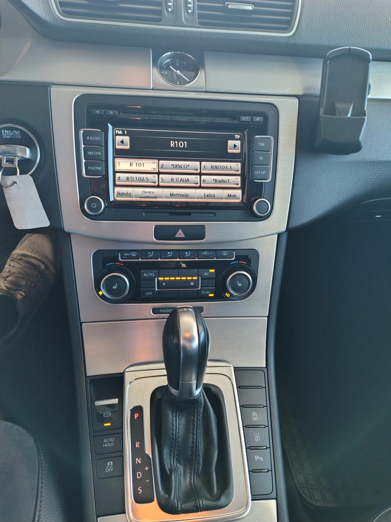 Volkswagen Passat 2.0 TDI DSG Highline BlueM. Tech.