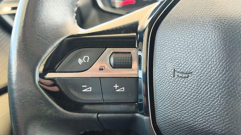 Peugeot 2008 BlueHDi 110 Active Pack S/S