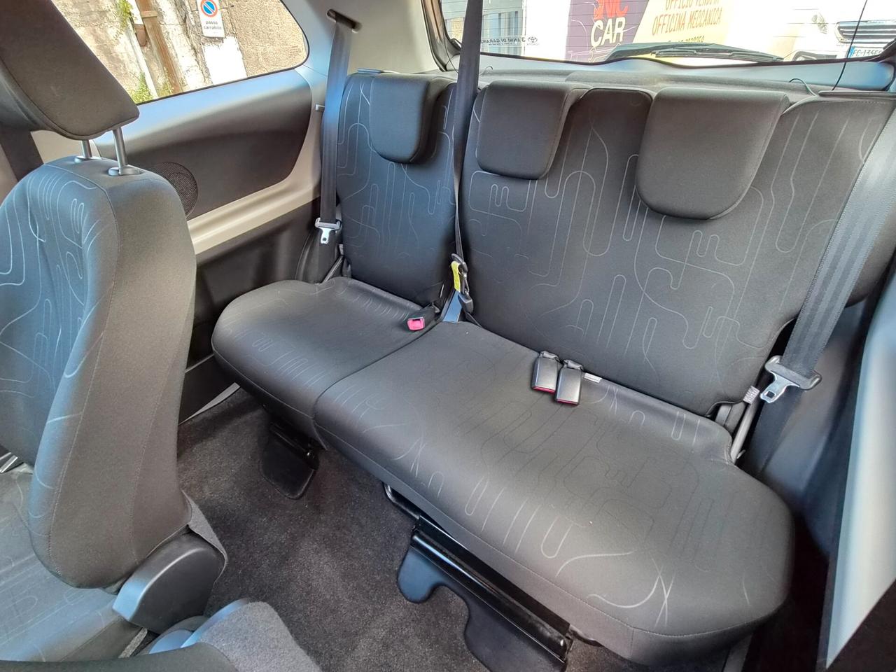 Toyota Yaris 1.0 3 porte Sol