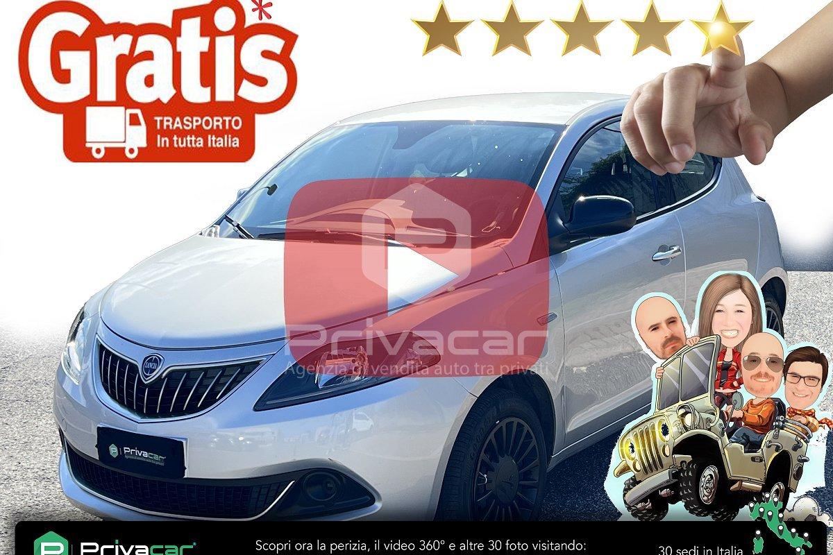 LANCIA Ypsilon 1.0 FireFly 5 porte S&S Hybrid Ecochic Silver