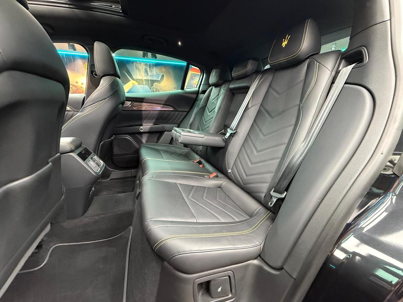Maserati Grecale MHEV 330 CV AWD Modena (925)