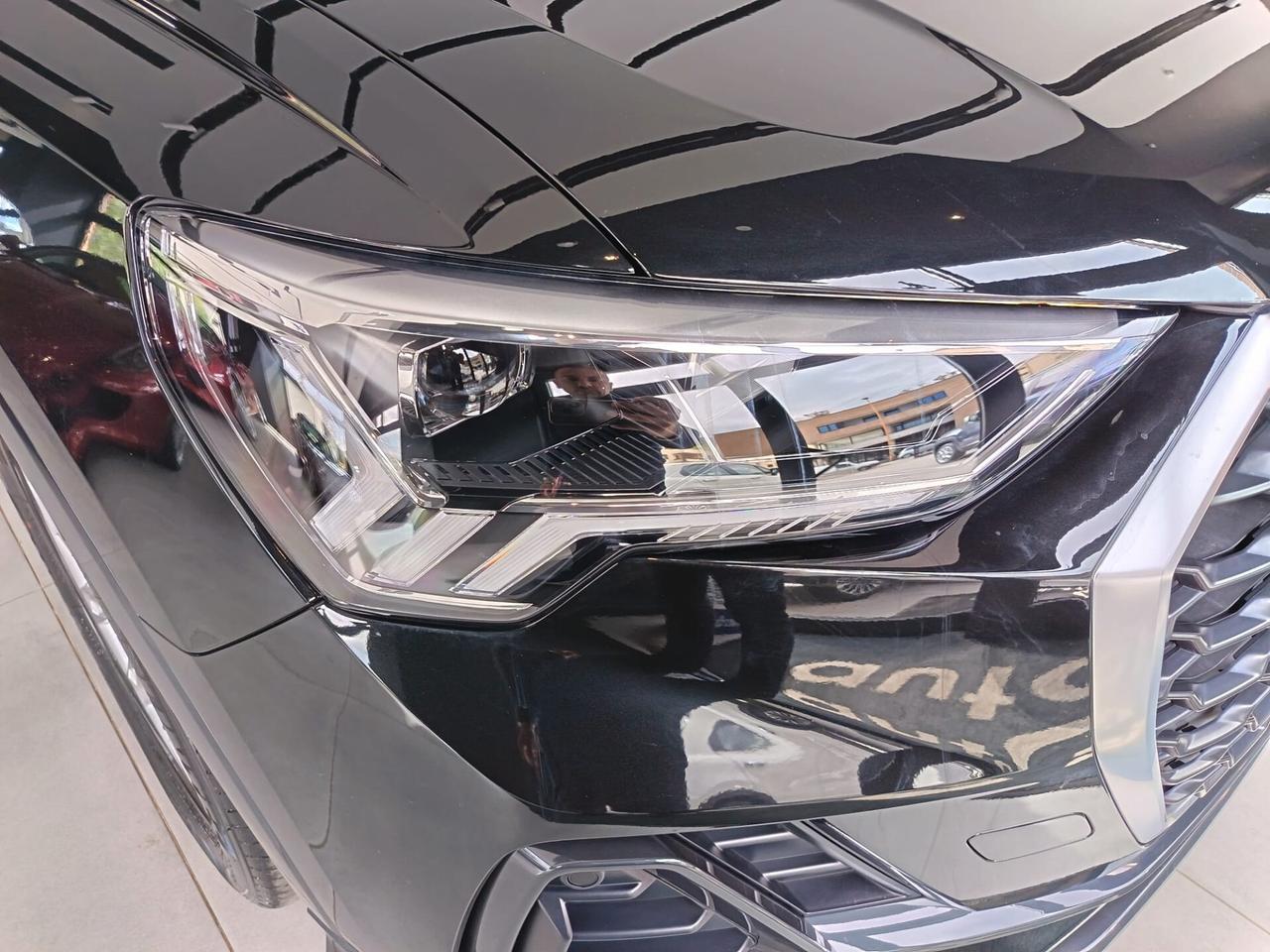 Audi Q3 SPB 45 TFSI e S tronic Business Plus