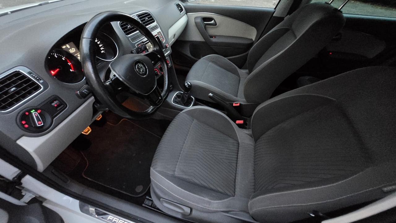 Volkswagen Polo 1.0 MPI 75 CV 5p. FRESH