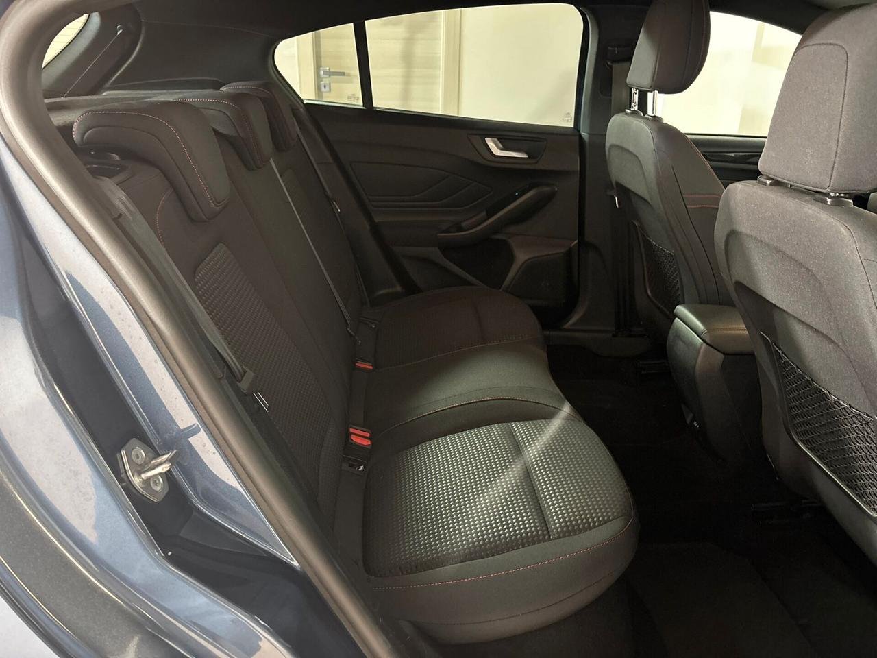 Ford Focus ST- Line 1.5 Diesel 120 CV AUTOMATICO 5 porte -NAVIGATORE