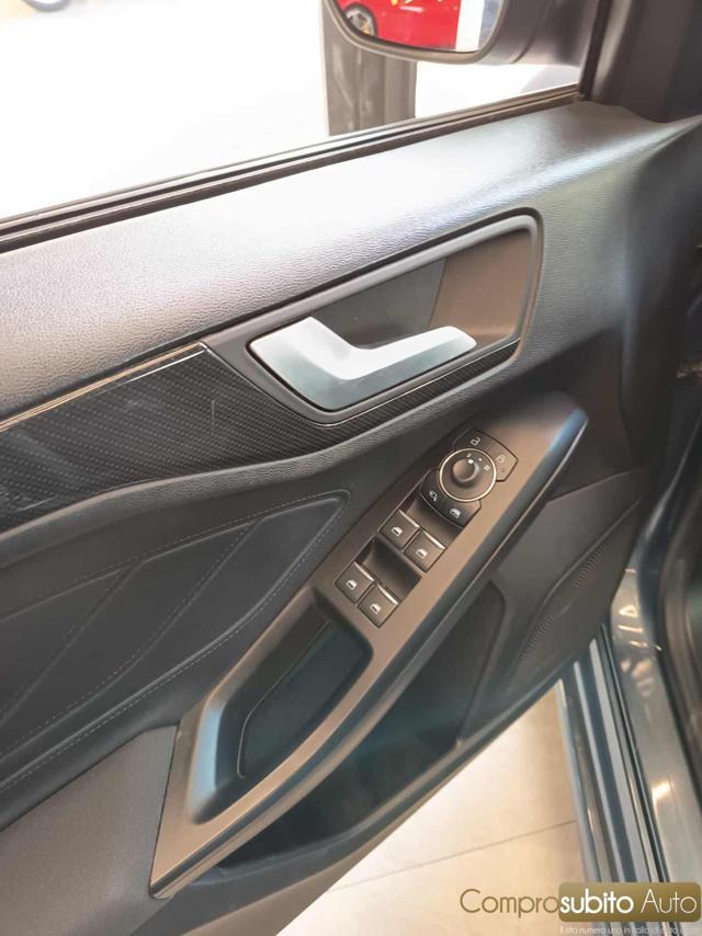 FORD Focus 1.0 EcoBoost Hybrid 125CV Powershift SW ST-Line De