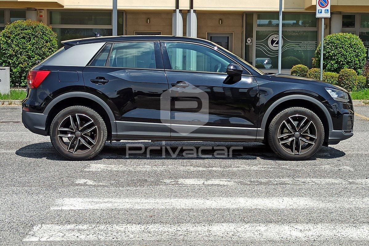 AUDI Q2 1.6 TDI Business