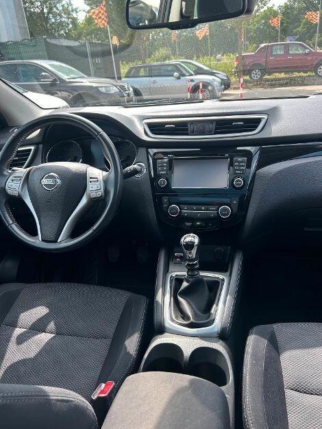 Nissan Qashqai 1.5 dCi Tekna 5 Porte