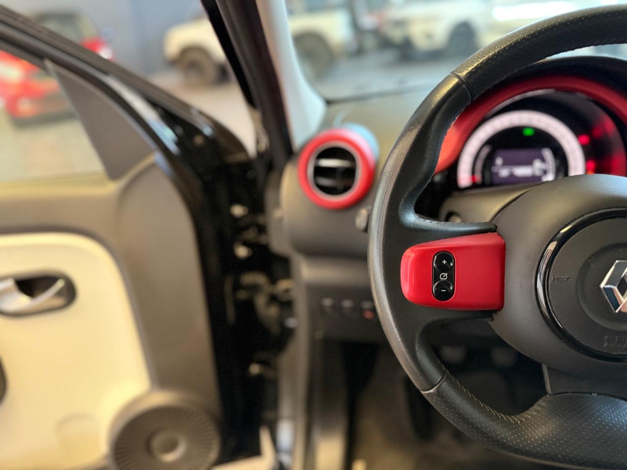 Renault Twingo SCe 65 CV Signature