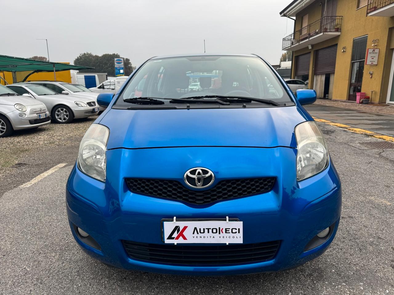 Toyota Yaris 1.0 5 porte Sol