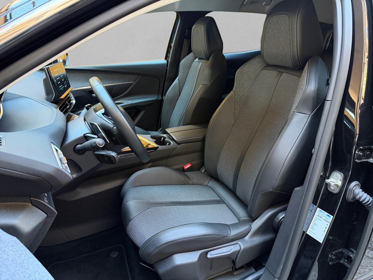 Peugeot 3008 3008 1.6 hybrid phev Allure Pack 225cv e-eat8