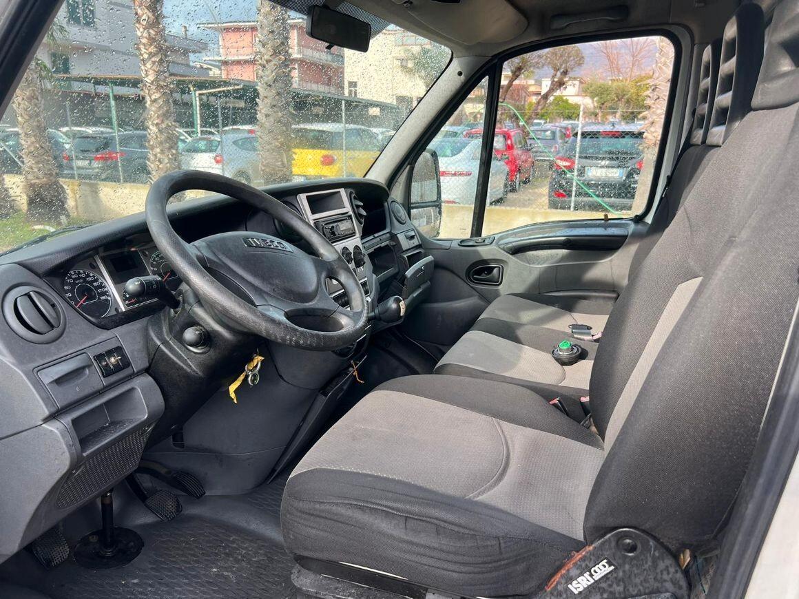 Iveco Ecodaily 35C18 3.0 Hpt PM-RG Cabinato