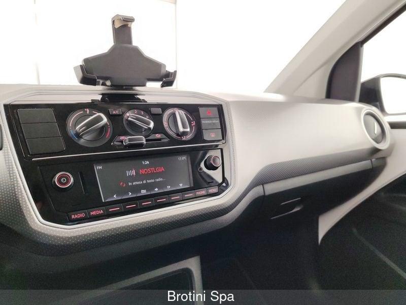 Volkswagen up! 1.0 75 CV 5p. high up!