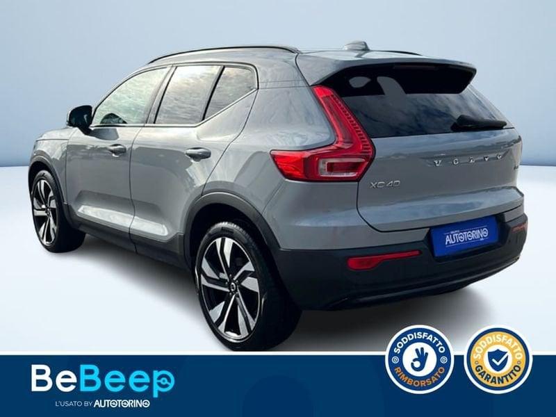 Volvo XC40 2.0 B3 PLUS DARK AUTO