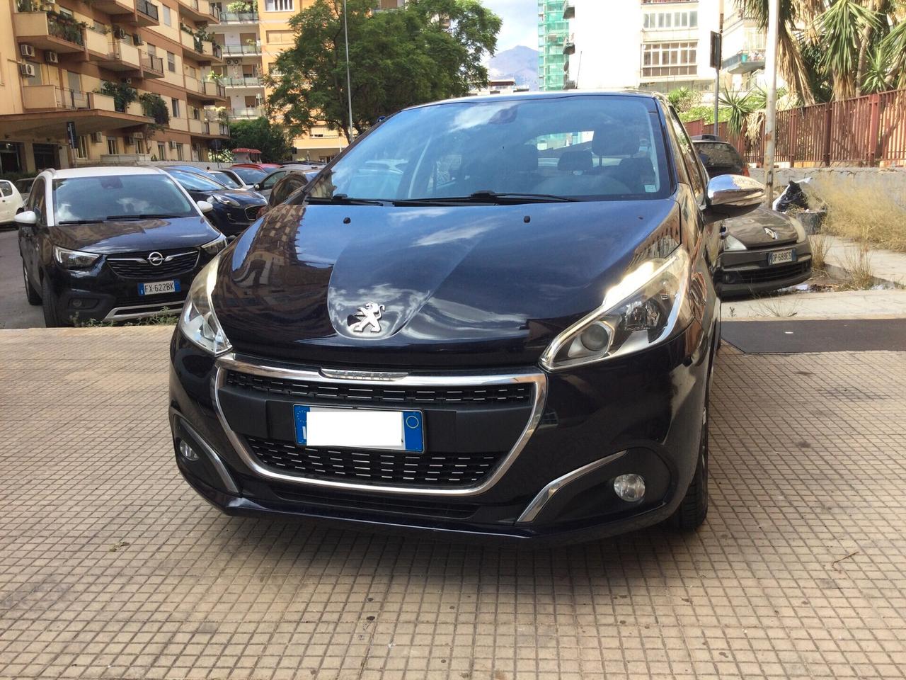 Peugeot 208 1.2 Allure 5 porte