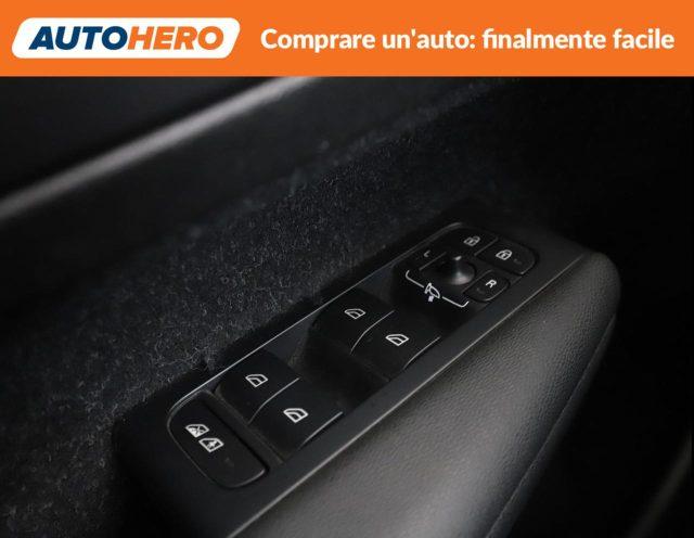 VOLVO XC40 D4 AWD Geartronic Momentum