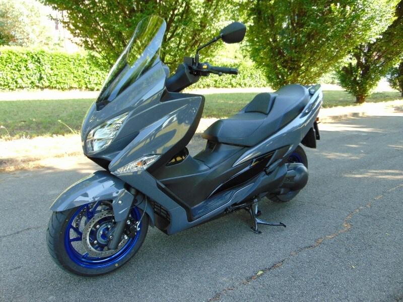 Suzuki Burgman 400 ABS