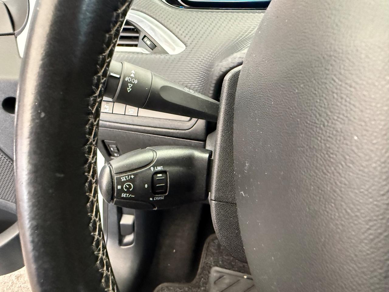 Peugeot 2008 Allure 110 Cv Automatica