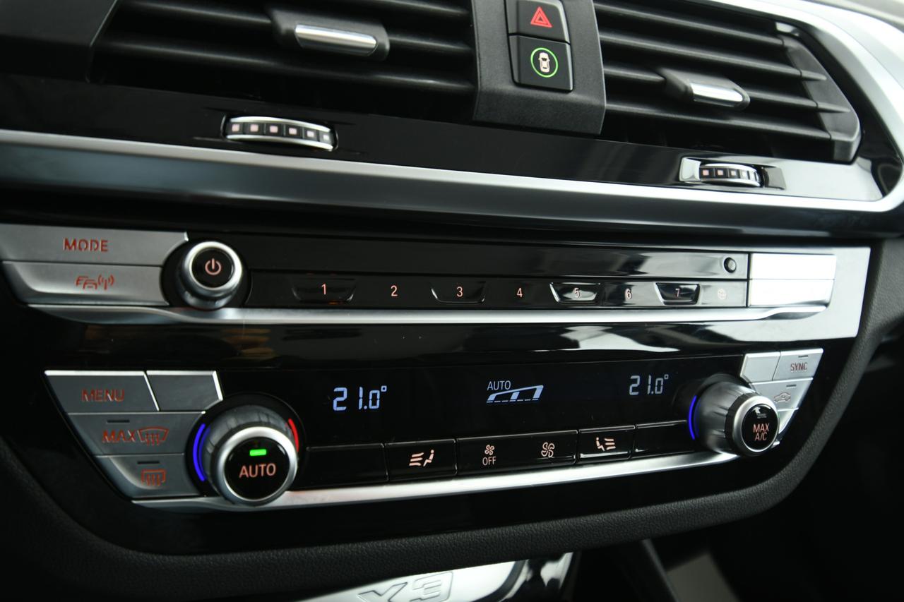 BMW X3 xdrive 20d mhev 48V auto GANCIO TRAINO+PELLE+C19"