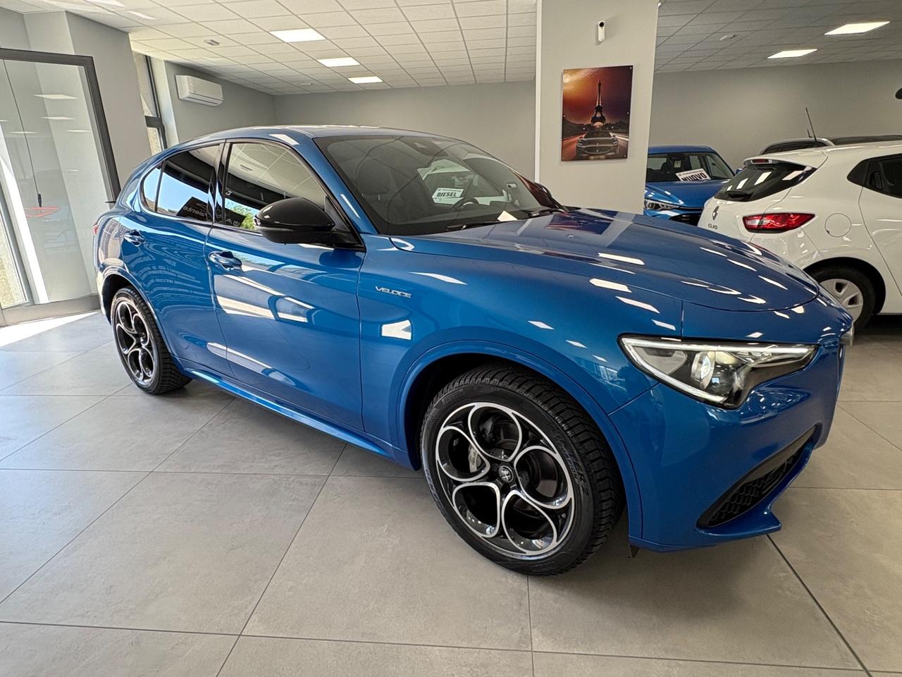 Stelvio 2.0 Turbo 280 Q4 Veloce 2022 km 104000