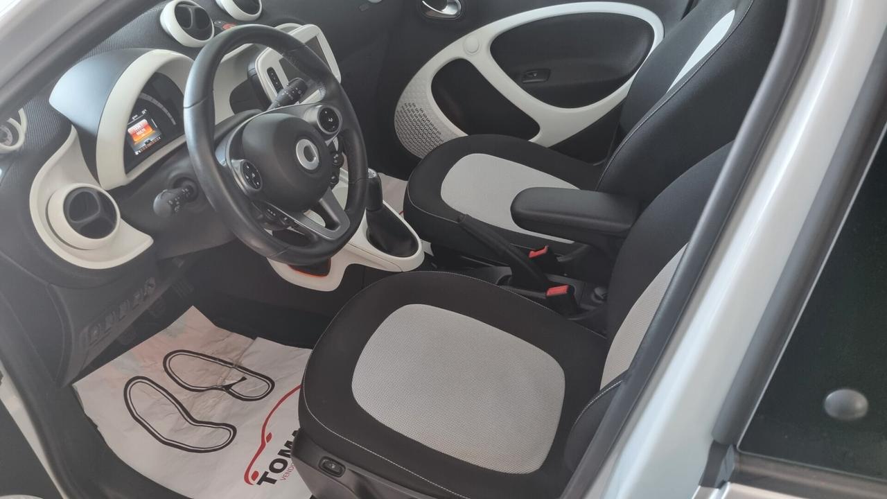 Smart ForFour 70 1.0 Passion