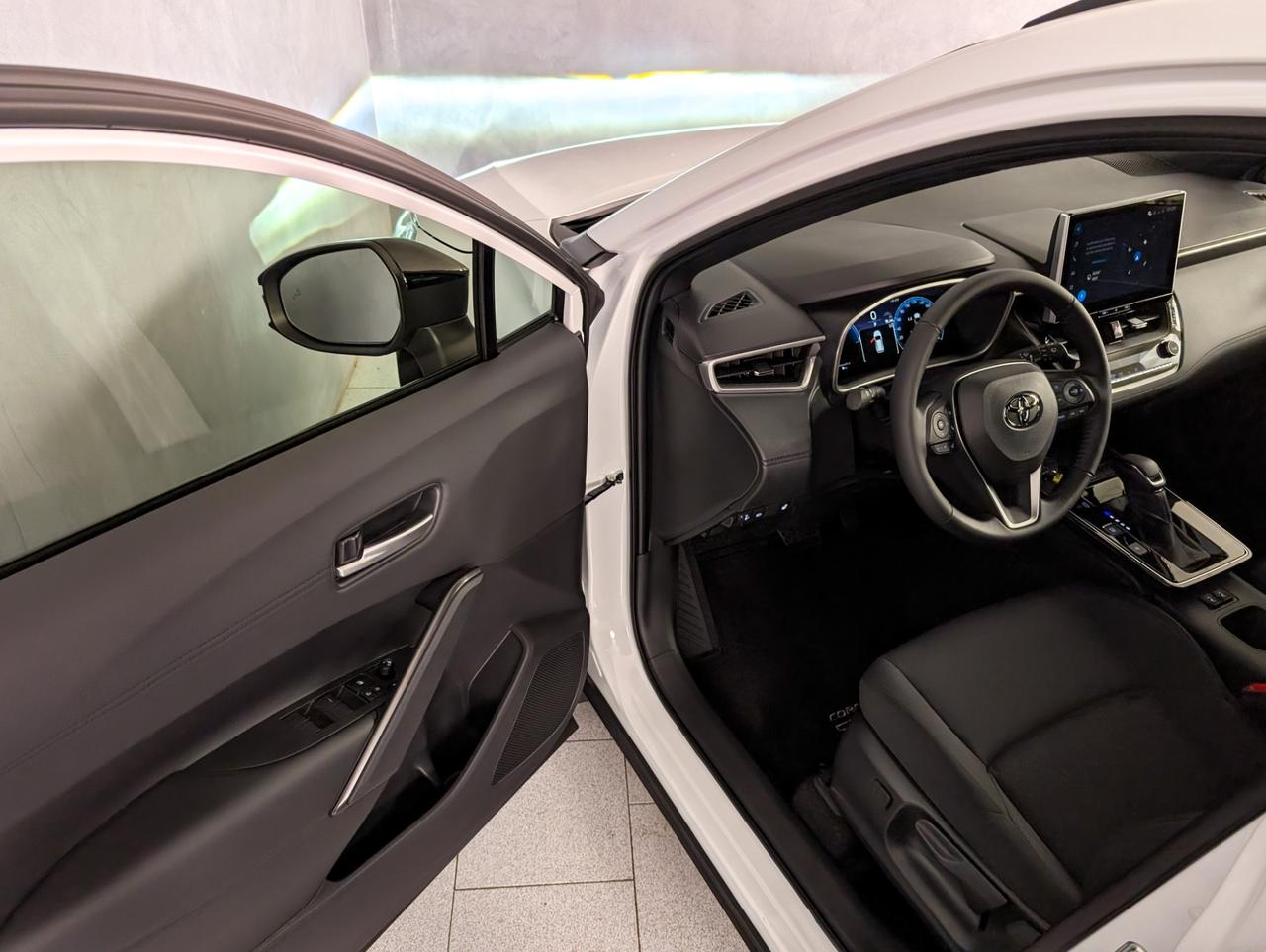 Toyota 1.8 Hybrid 140cv e-cvt Icon Style