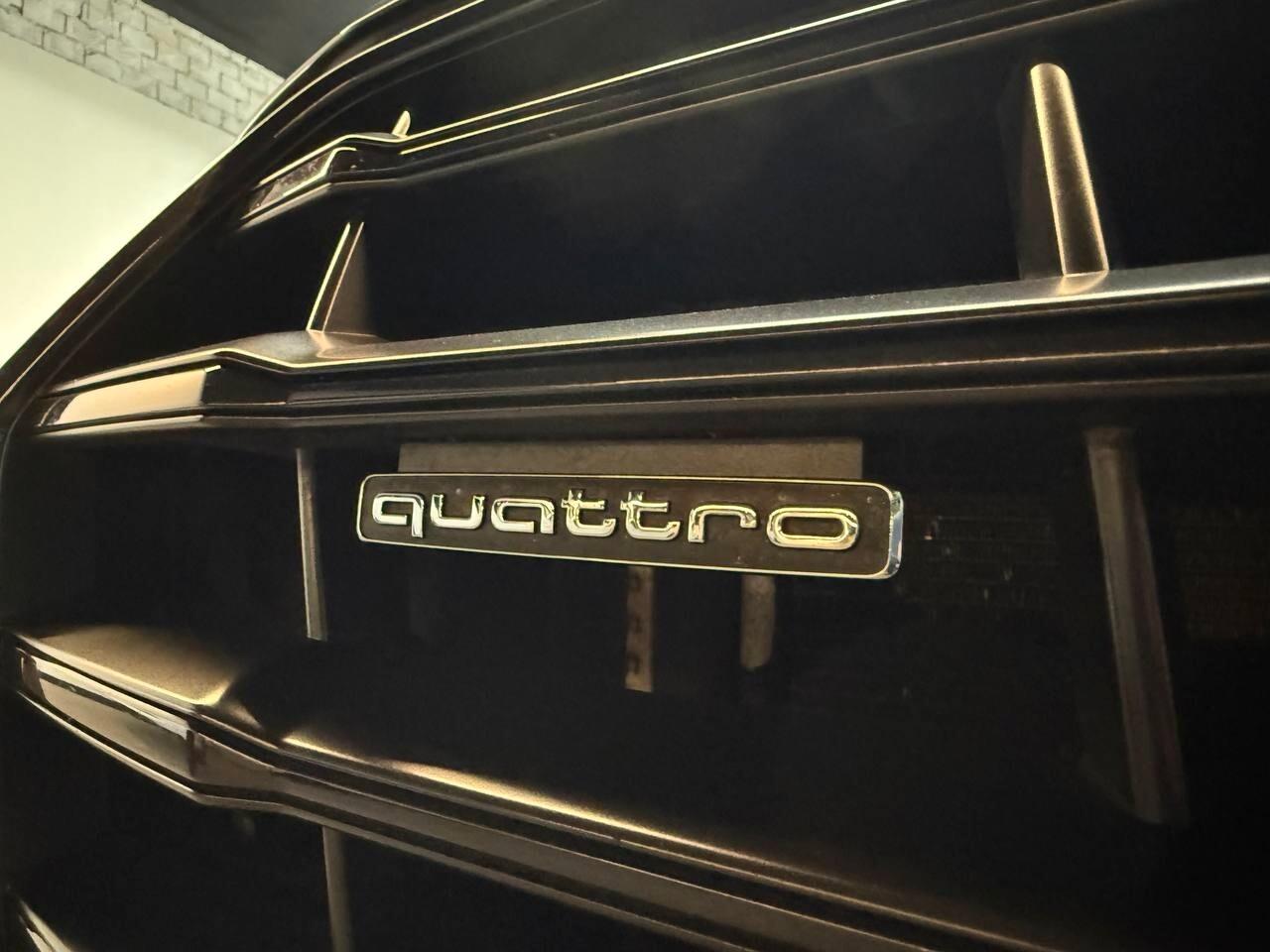 Audi Q5 40 TDI quattro S tronic line plus