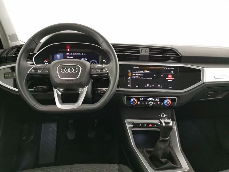 Audi Q3 35 1.5 tfsi Business Advanced