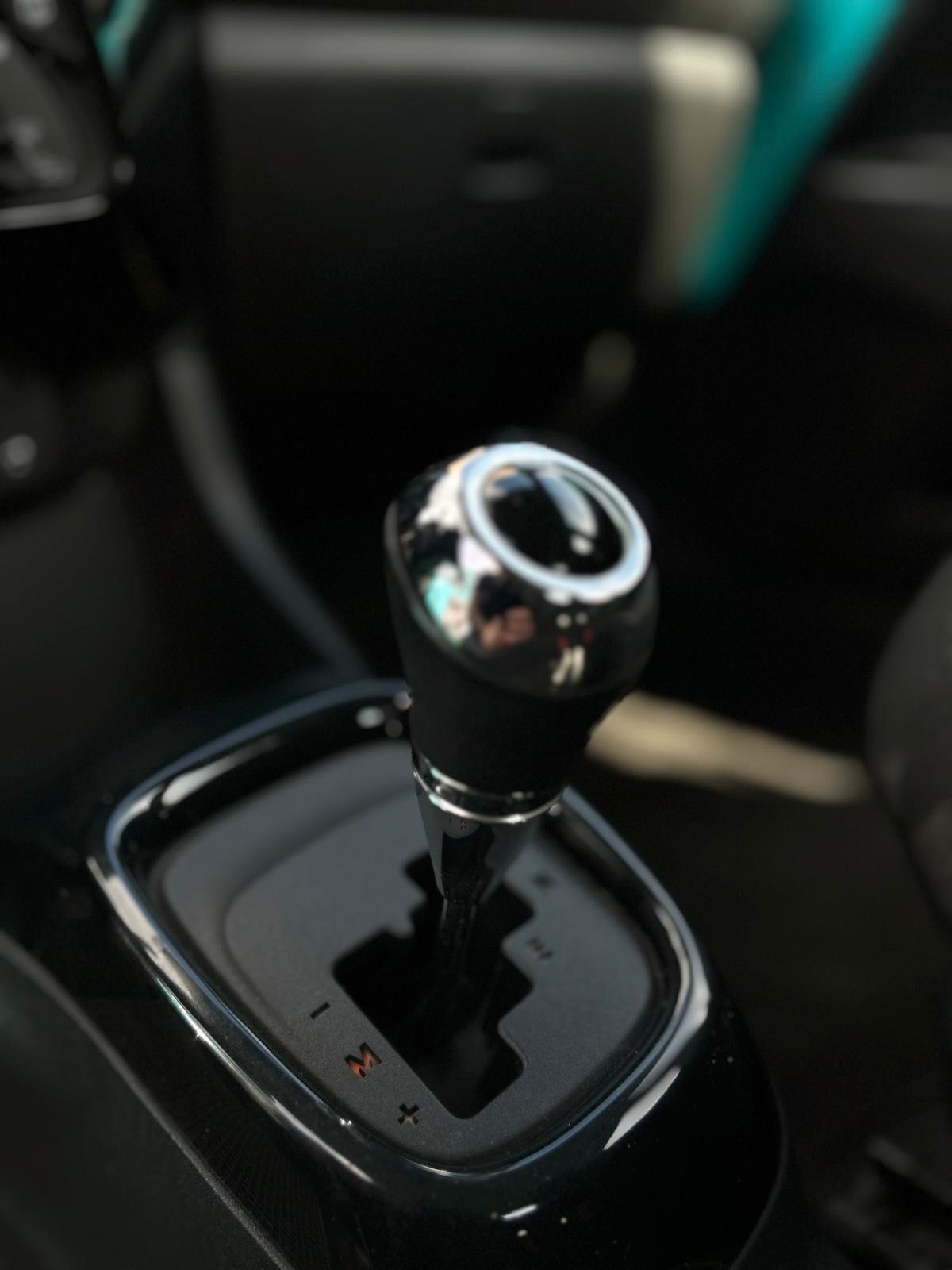 Citroen C1 1.0 benzina 68 ETG 5 porte Shine