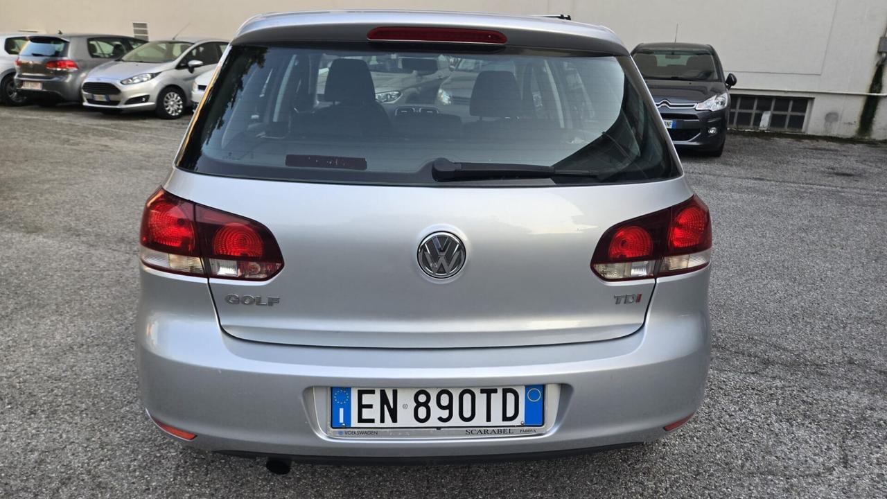 Volkswagen Golf Business 1.6 TDI 5p. Highline Neop