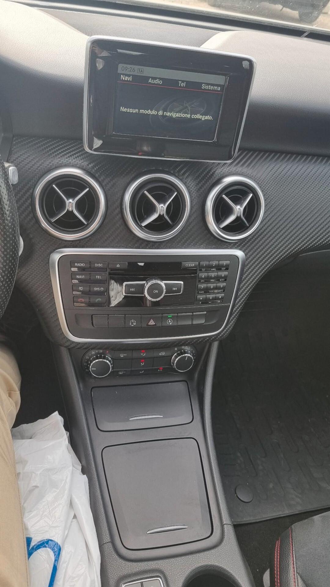 Mercedes-benz A 180 d Automatic Premium