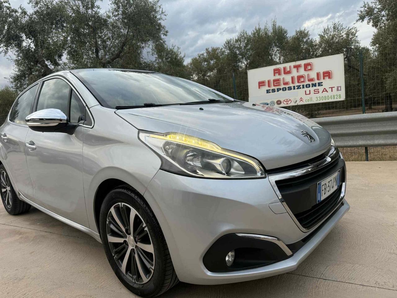 Peugeot 208 PureTech Allure 1.2 BENZINA 2015