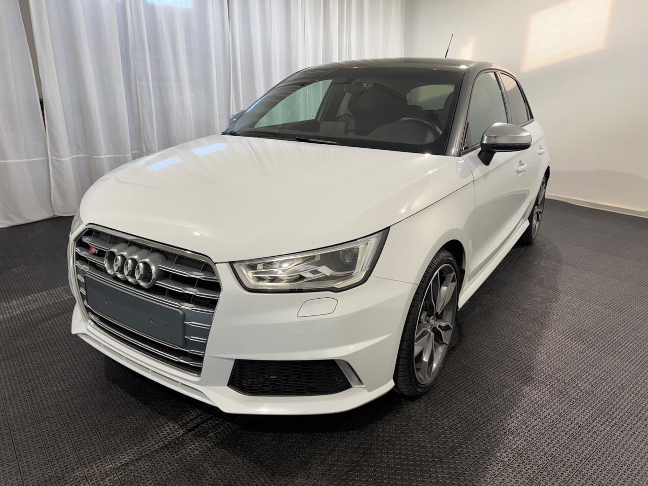 Audi A1 S1 SPB 2.0 TFSI quattro