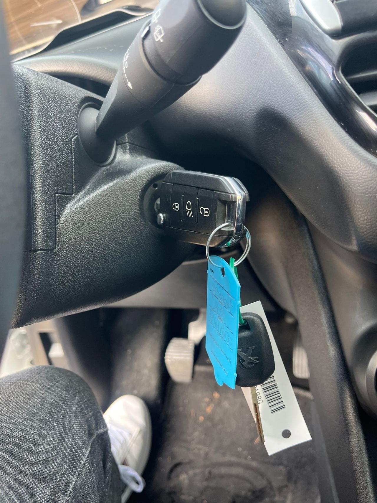 Peugeot 208 1.6 Diesel / Neopatentati / Euro 6