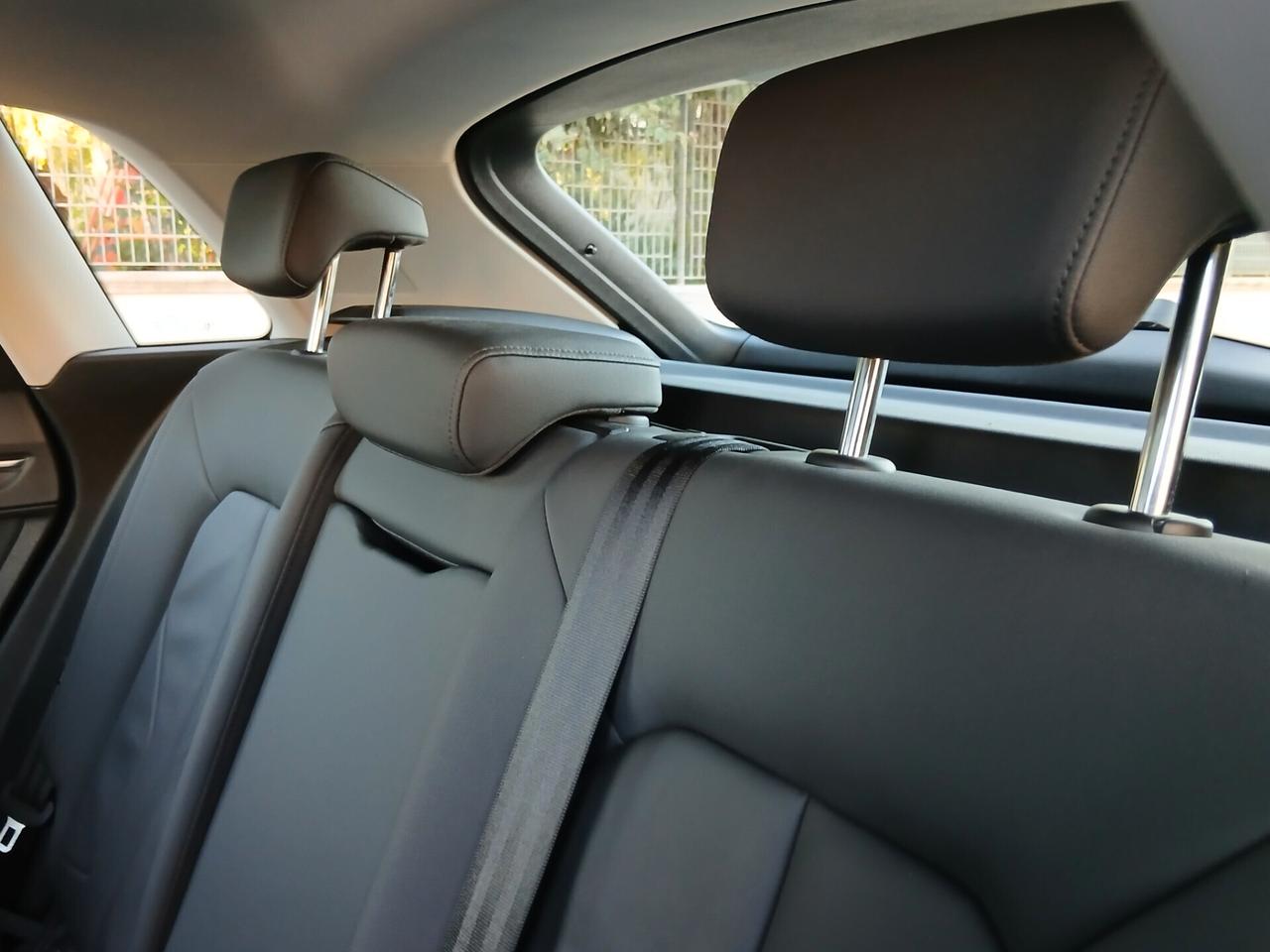 Audi Q3 35 TDI S tronic Business Advanced