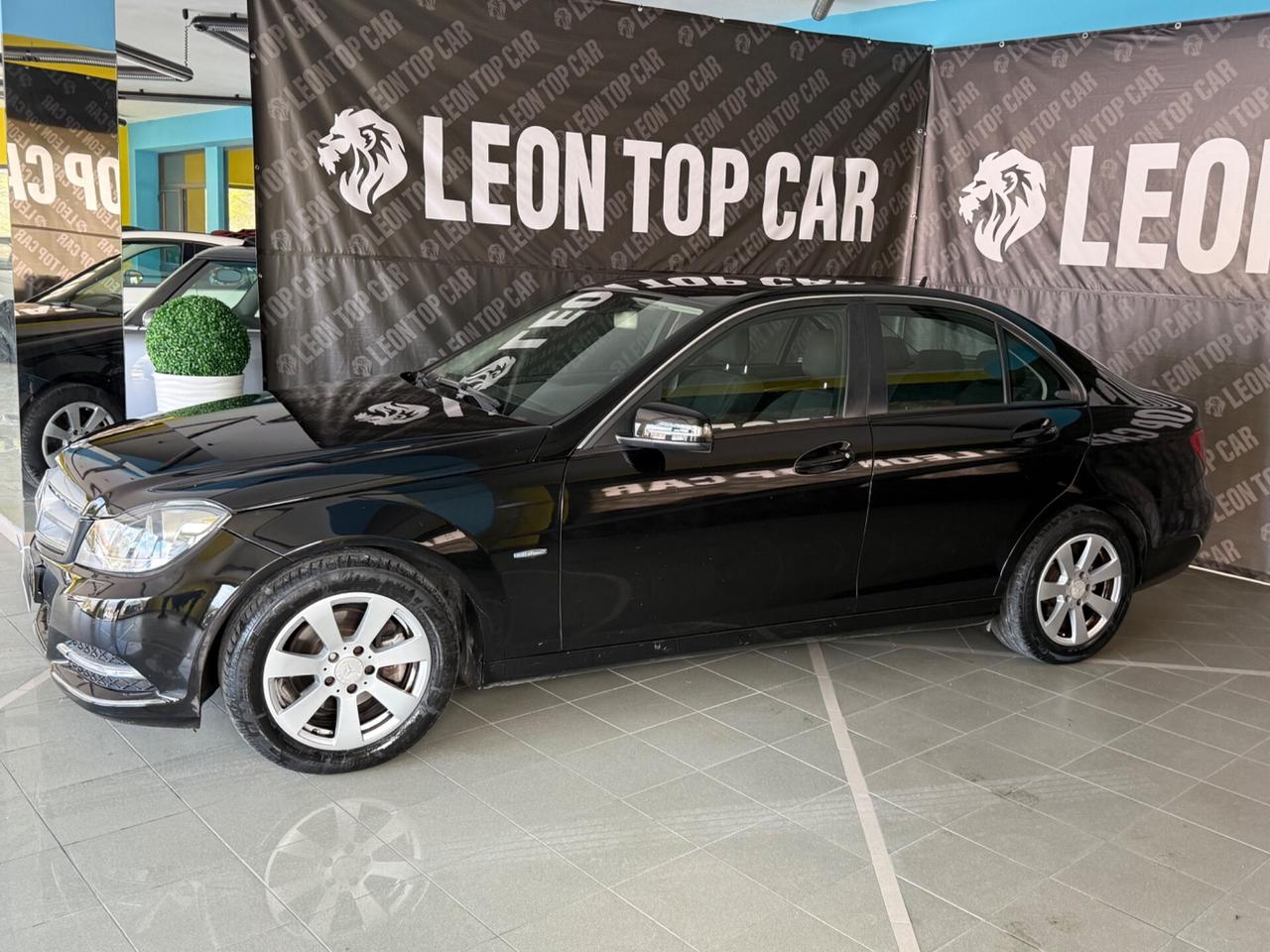 Mercedes-benz C 220 CDI BlueEFFICIENCY Avantgarde