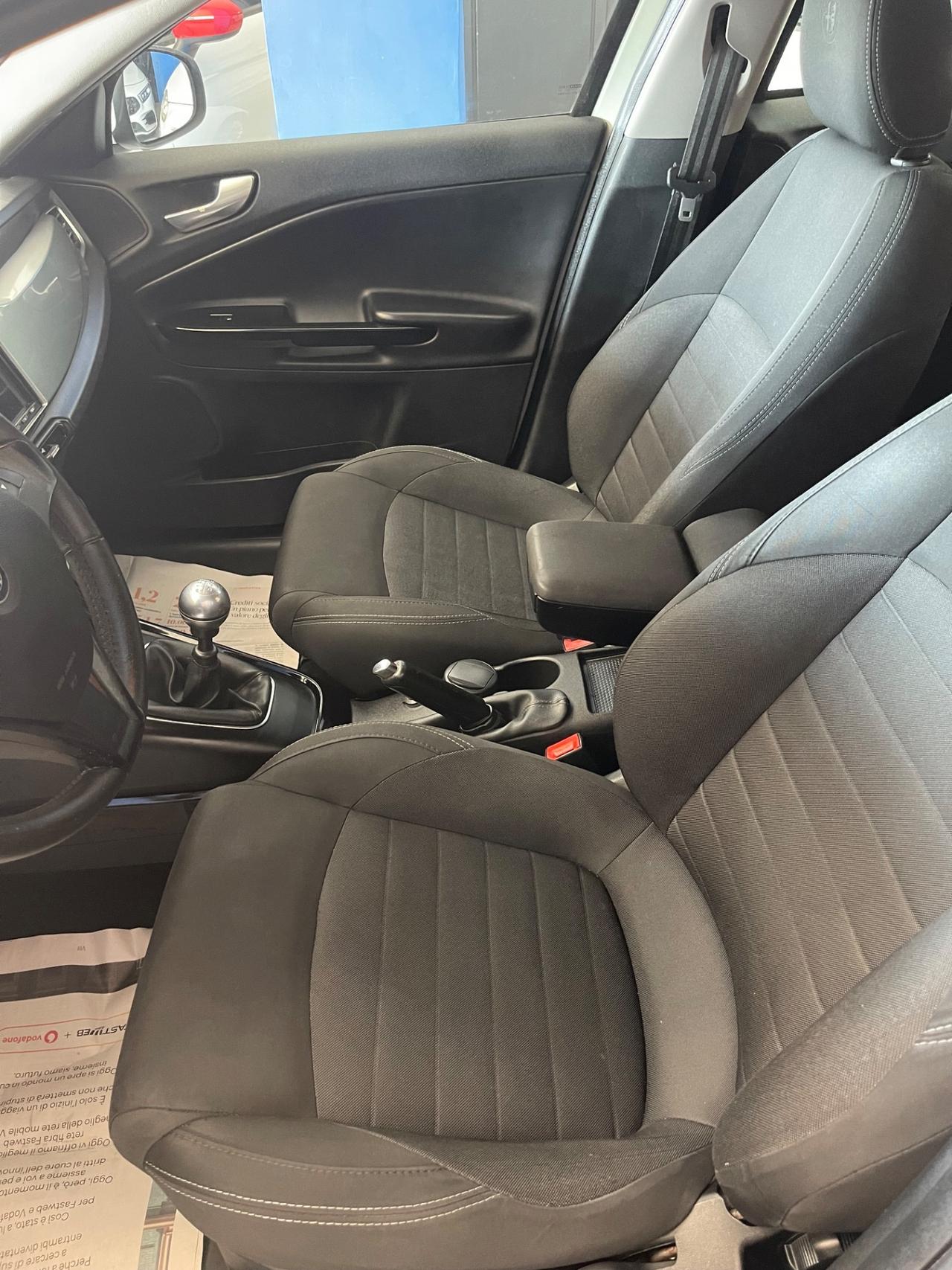 Alfa Romeo Giulietta 1.6 JTDm-2 105 CV Distinctive