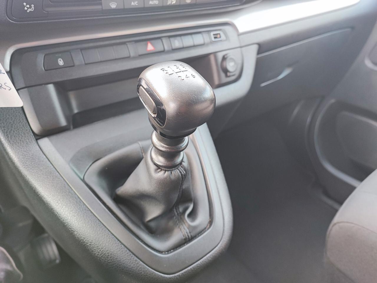 Citroen Spacetourer 9 POSTI CON SOLLEVATORE/PEDANA PER DISABILI