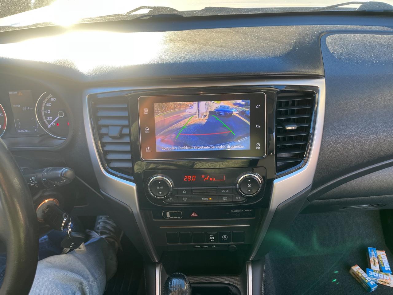 Mitsubishi L200 2.3 D Club Cab 4x4 Super Select Intense