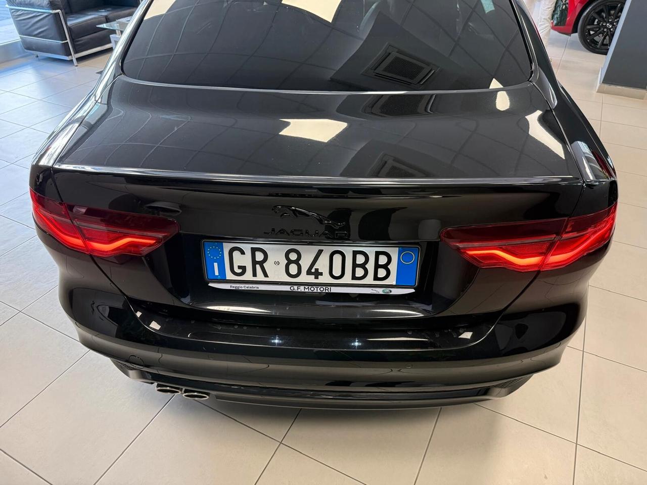 Jaguar XE 2.0 D 204 CV aut. R-Dynamic SE