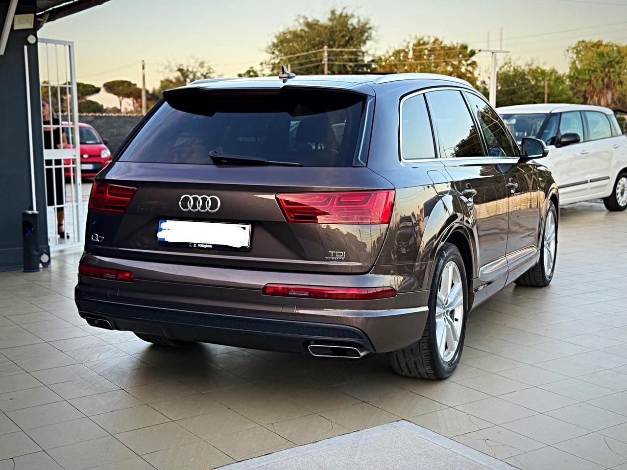 Audi Q7 3.0 TDI 272 CV quattro tiptronic Business Plus