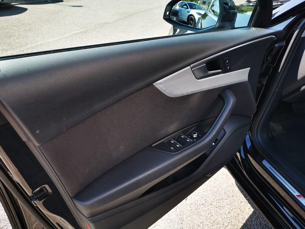AUDI A4 5ª serie A4 Avant 2.0 TDI 150 CV S tro...