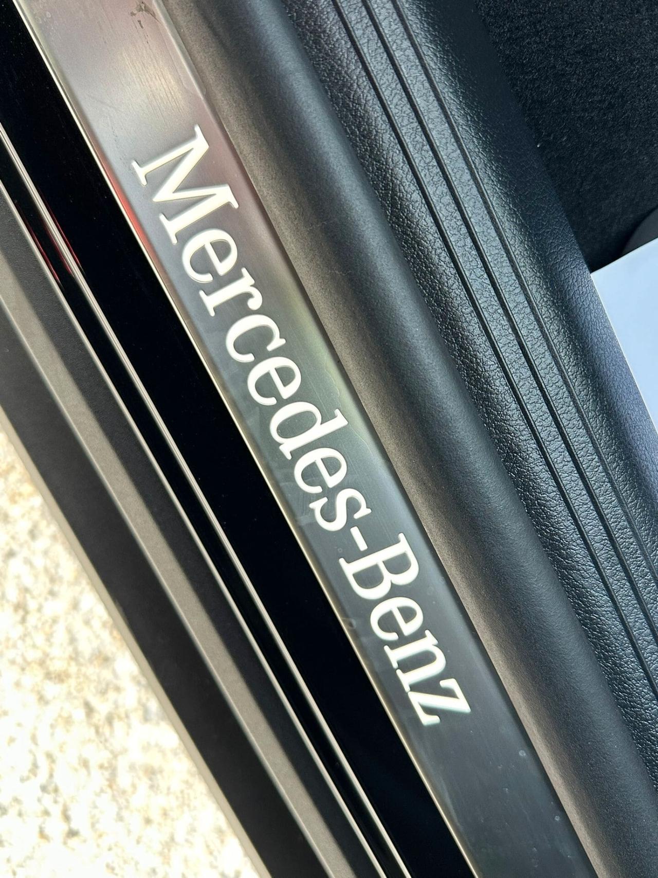 MERCEDES GLC 220d 4MATIC PREMIUM AMG