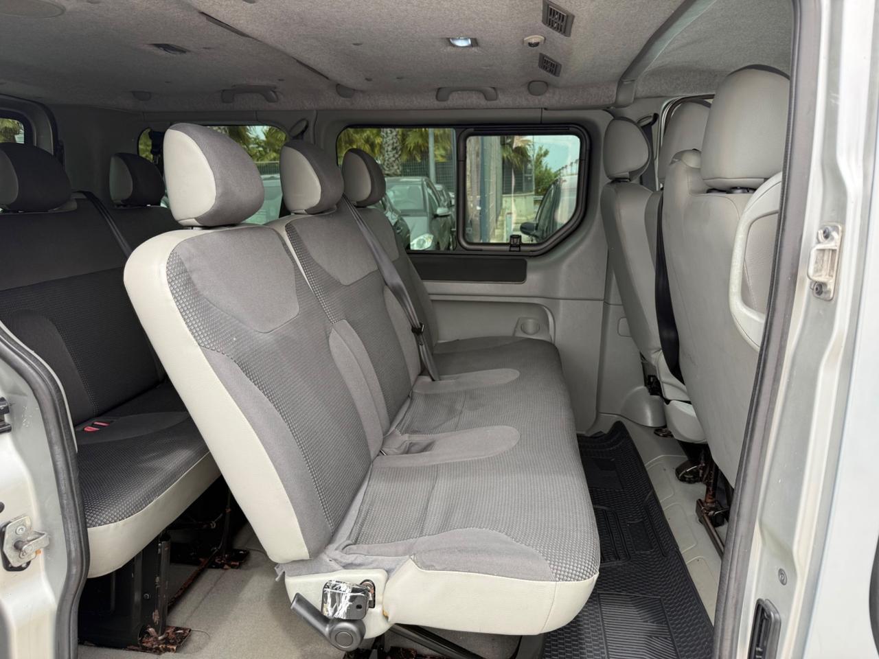 Renault Trafic 1.9 dCi 9 POSTI VETTURA