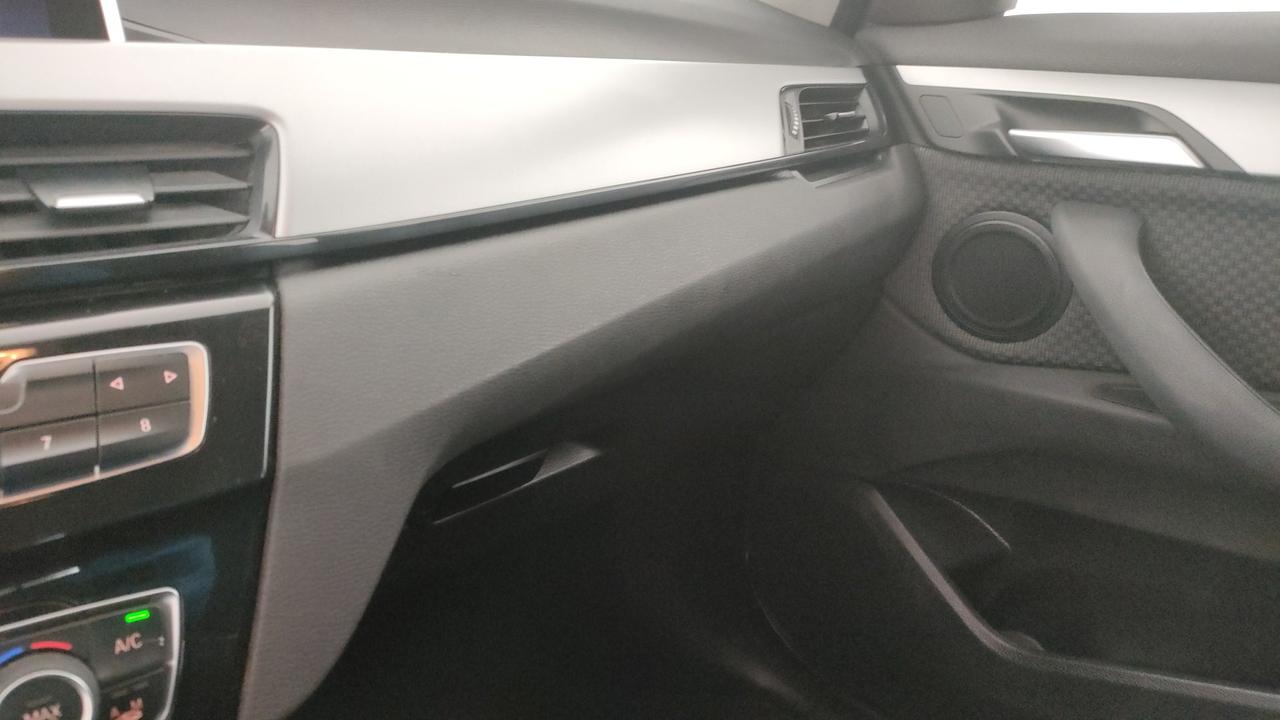 BMW X1 F48 2019 - X1 sdrive18d Advantage