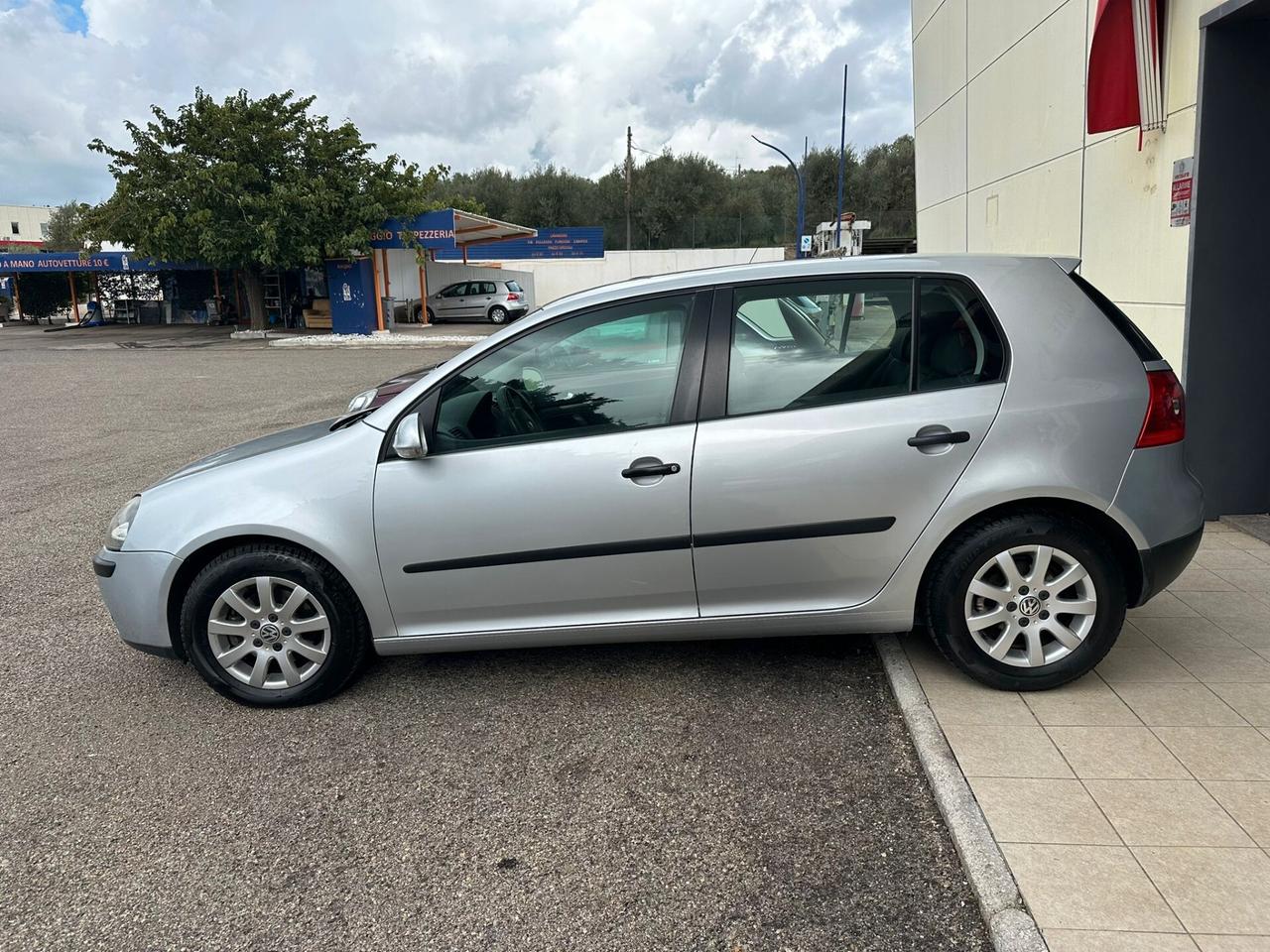 Volkswagen Golf 1.9 TDI 5p. UNIPRO